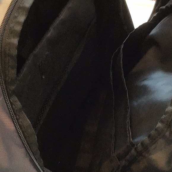 Backpack - Picture 5 of 10